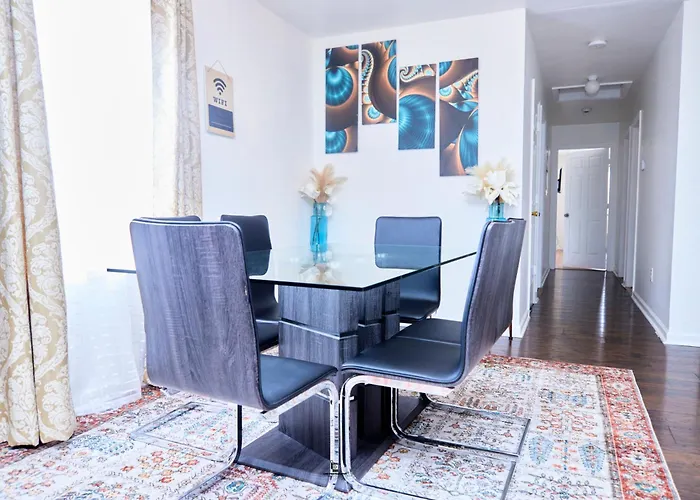 Beautifully Designed & Spacious Apartment In Newark 10Mins From Ewr Airport, Close To Nyc And Beth Israel Hospital